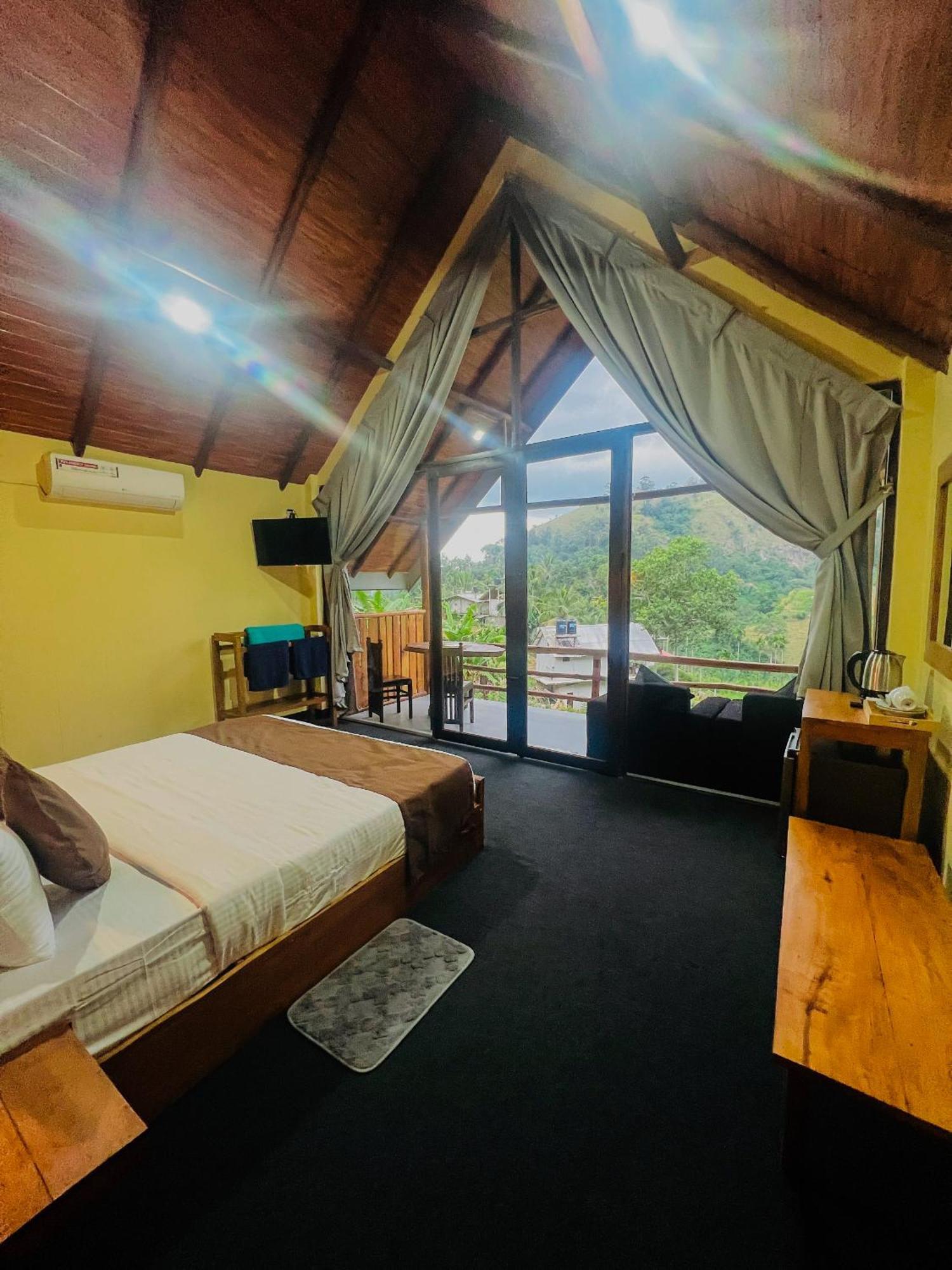 Ella Lovers View Cabins ภายนอก รูปภาพ